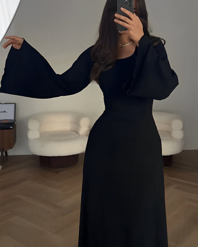 Gabriella - Lang elegant strikkjole
