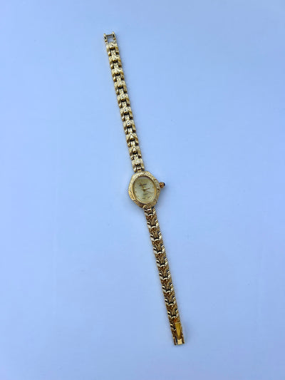Capri Kvinders Oval Klassisk Vintage Quartz Ur Armbåndsur Guld tone