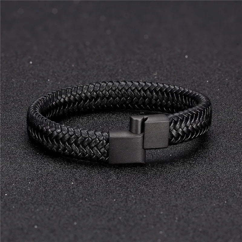 Vortex Flettet Læderarmbånd – Punk Stil med Sort Rustfrit Stål Magnetlås, Dristigt Vævet Design til Mænd