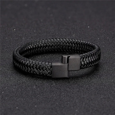 Vortex Flettet Læderarmbånd – Punk Stil med Sort Rustfrit Stål Magnetlås, Dristigt Vævet Design til Mænd