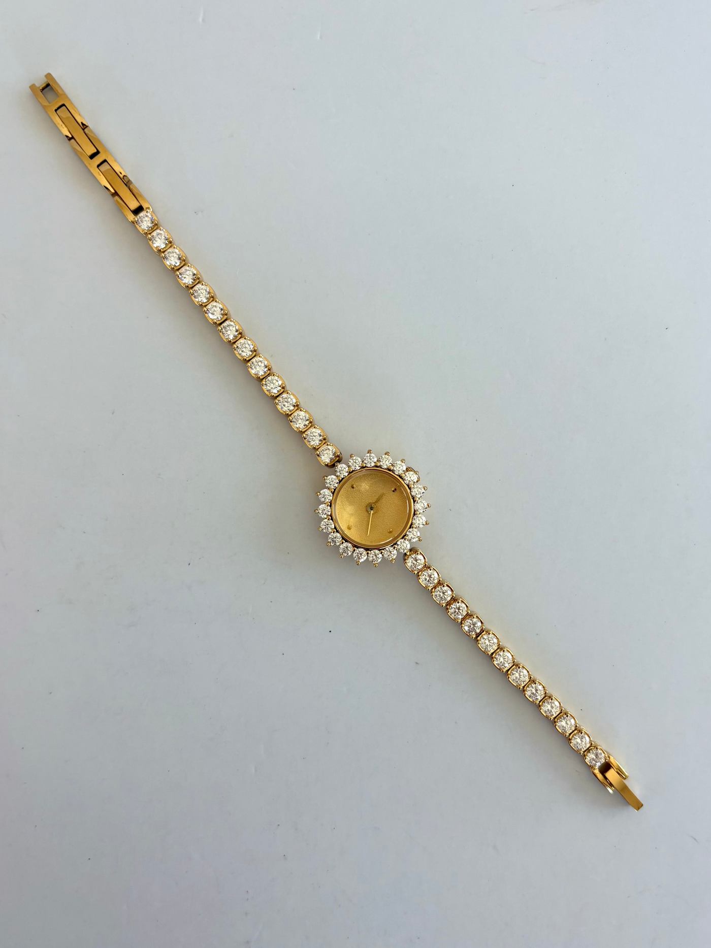 Delikat Krystal Kvinders Vintage Quartz Ur Armbåndsur Guld tone