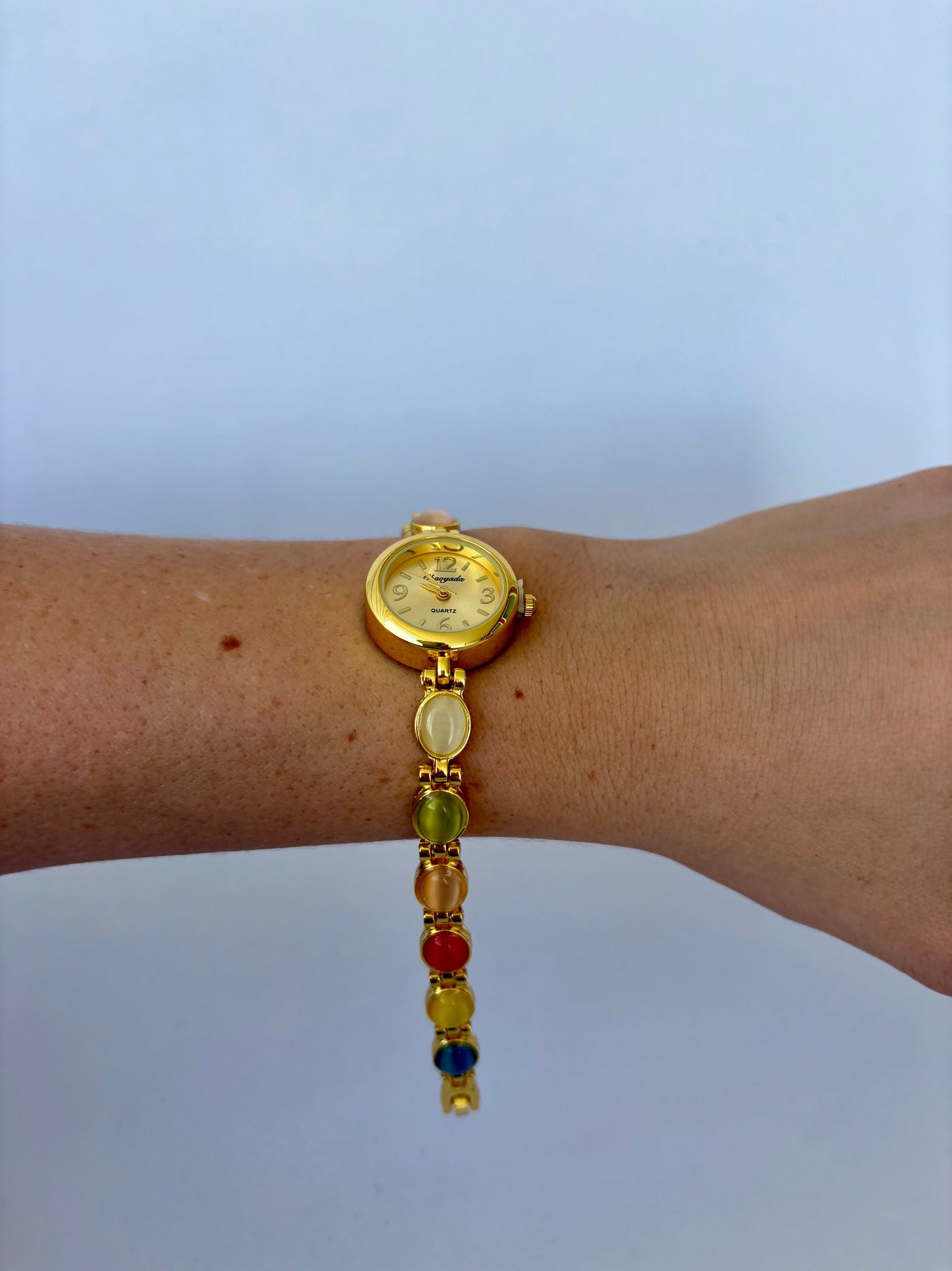 Vintage Pastel Farverig Guld Ansigt Kvinders Runde Armbånds Ur Lille Delikat Ansigt
