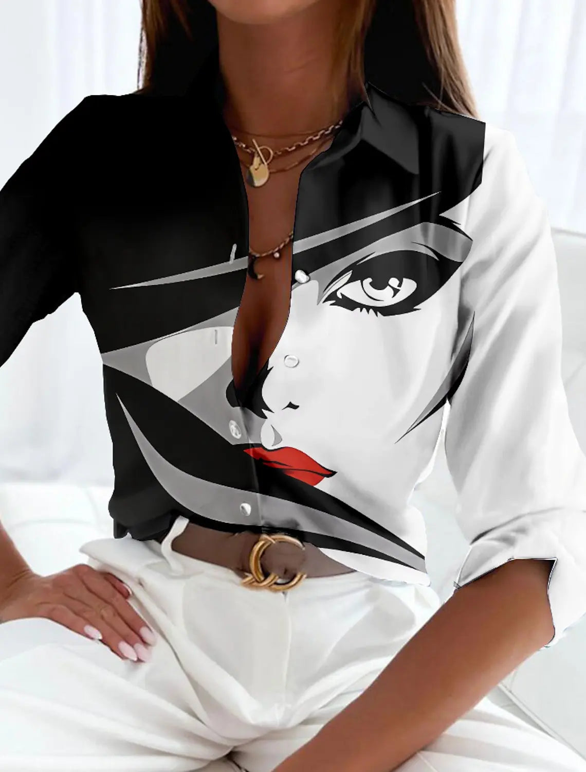 Viola | Bluse med moderne print