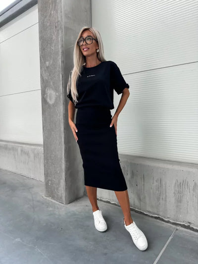 Marta™ Casual sæt med stribet nederdel